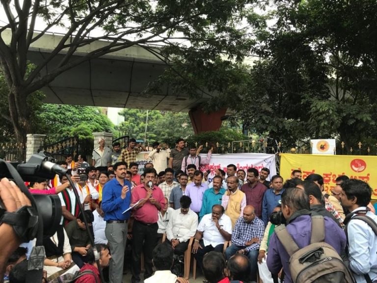 ಅಶ್ಲೀಲ ಸಿನಿಮಾ ನೋಡಿದ್ರಿ, ಅದನ್ನು ತೋರಿಸಿದ್ದು ತಪ್ಪಾ?: ಬಿಜೆಪಿ ವಿರುದ್ಧ ಗರಂ ಆದ ಮಾಧ್ಯಮಗಳು..