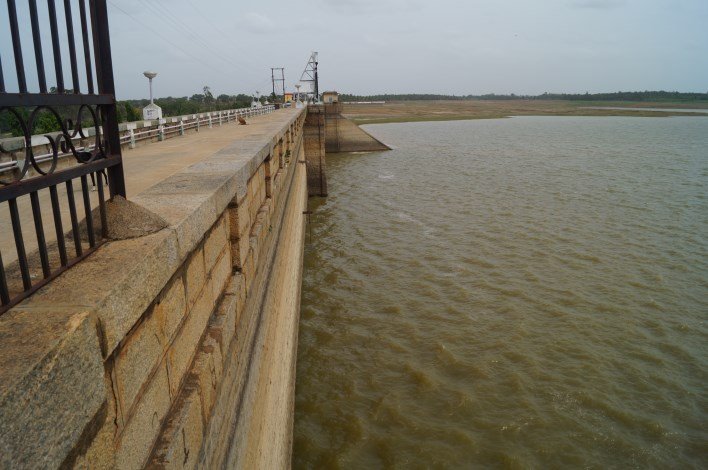 ಮಾರ್ಕೋನಹಳ್ಳಿ ಅಣೆಕಟ್ಟಿನ ಡೆಡ್ ಸ್ಟೋರೇಜ್‍ಗೆ ಕೈಹಾಕಿದ ಚುಂಚನಗಿರಿ ಸ್ವಾಮಿ: ತೀವ್ರ ವಿರೋಧ