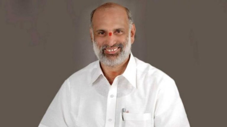 ಉತ್ತರ ಕನ್ನಡದ ‘ಅನರ್ಹ’ ರಾಜಕಾರಣ: ಜಿಲ್ಲಾ ಕೇಂದ್ರಕ್ಕಾಗಿ ಶಿರಸಿ, ಯಲ್ಲಾಪುರ ಕಿತ್ತಾಟ…