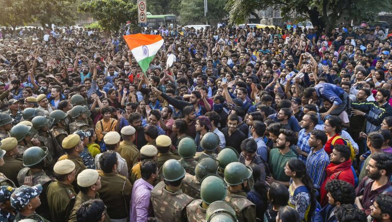 ಜೆಎನ್‌ಯುವೆಂಬ ಸಂಭ್ರಮವನ್ನು ನಾಶ ಮಾಡಲು ಯಾರಿಂದಲೂ ಸಾಧ್ಯವಿಲ್ಲ!!