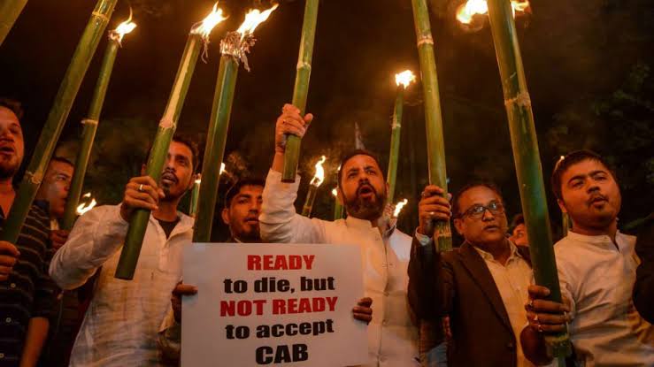 ಪೌರತ್ವ ತಿದ್ದುಪಡಿ ಮಸೂದೆ ಮಂಡನೆ: ಭಾರೀ ಪ್ರತಿಭಟನೆ