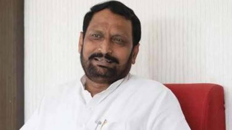 ಲಕ್ಷ್ಮಣ್‌ ಸವದಿ ಉಪಮುಖ್ಯಮಂತ್ರಿ ಪಟ್ಟಕ್ಕಿಲ್ಲ ಕಂಟಕ. ಹೇಗೆ ಗೊತ್ತೆ?