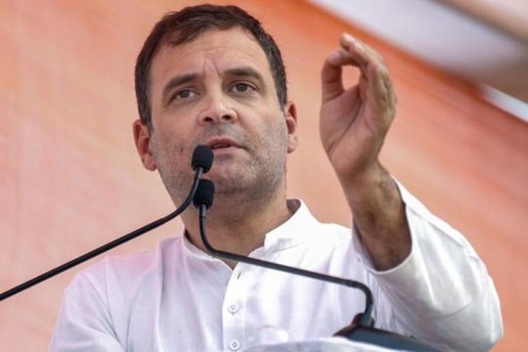 ಕೇಂದ್ರ ಸರಕಾರ ಮೂರ್ಖತನದಲ್ಲಿದೆ : ಕೊರೊನಾ ಹಿನ್ನೆಲೆಯಲ್ಲಿ ರಾಹುಲ್‌ ಟೀಕೆ