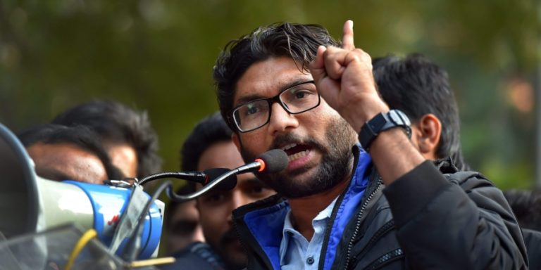 ಭರ್ಜರಿ ಜಯ ಸಾಧಿಸಿದ ದಲಿತ ಹೋರಾಟಗಾರ ಜಿಗ್ನೇಶ್ ಮೇವಾನಿ