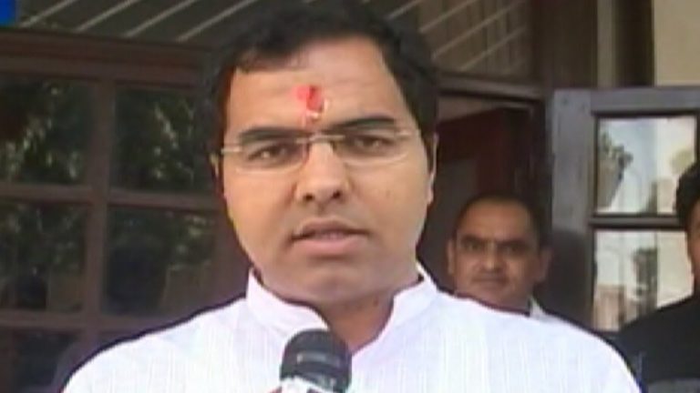 ಅವರು ನಿಮ್ಮ ಮನೆಯ ಹೆಣ್ಣು ಮಕ್ಕಳನ್ನು ಅತ್ಯಾಚಾರ ಮಾಡುತ್ತಾರೆ: ಶಾಹೀನ್ ಬಾಗ್ ಪ್ರತಿಭಟನಾಕಾರರ ಬಗ್ಗೆ ಕೆಟ್ಟದಾಗಿ ಮಾತನಾಡಿದ ಬಿಜೆಪಿ ಸಂಸದ