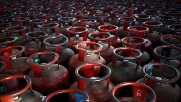 ಮತ್ತೆ ಹೆಚ್ಚಾದ LPG ದರ : ಇದು ಜನರ ನಿಷ್ಕ್ರಿಯತೆಯ ಕೊಡುಗೆ!