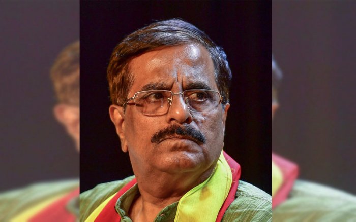 ಮನು ಬಳಿಗಾರ್ ರಾಜೀನಾಮೆ ನೀಡಲೇಬೇಕು… ಯಾಕೆಂದರೆ.? – ಇಸ್ಮತ್‌ ಪಜೀರ್‌