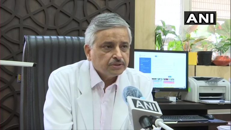 ಸಾಕುಪ್ರಾಣಿಗಳಿಂದ ಕೊರೊನಾ ಹರಡುವುದಿಲ್ಲ: ಏಮ್ಸ್ ನಿರ್ದೇಶಕ ರಂದೀಪ್ ಗುಲೇರಿಯಾ