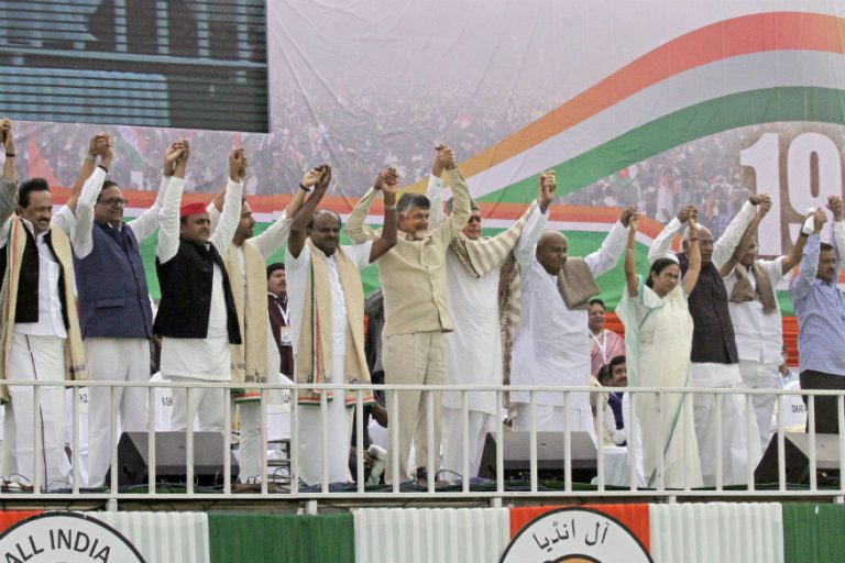 ಪ್ರಧಾನಿ ಮೋದಿಯ ಗಿಮಿಕ್‌ಗಳನ್ನು ಪ್ರತಿಪಕ್ಷಗಳೂ ಮಾಡಬಾರದೇಕೆ?