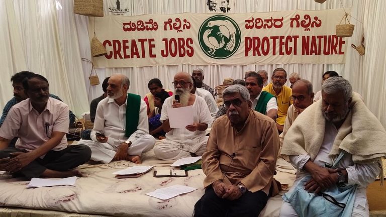 ಪವಿತ್ರ ಆರ್ಥಿಕತೆಗಾಗಿ, ಗುಳೆಎದ್ದ ಬಡವರ ಸಂಕಷ್ಟ ನಿವಾರಣೆಗಾಗಿ ಪ್ರಸನ್ನರವರಿಂದ ಅನಿರ್ದಿಷ್ಟ ಉಪವಾಸ ಸತ್ಯಾಗ್ರಹ