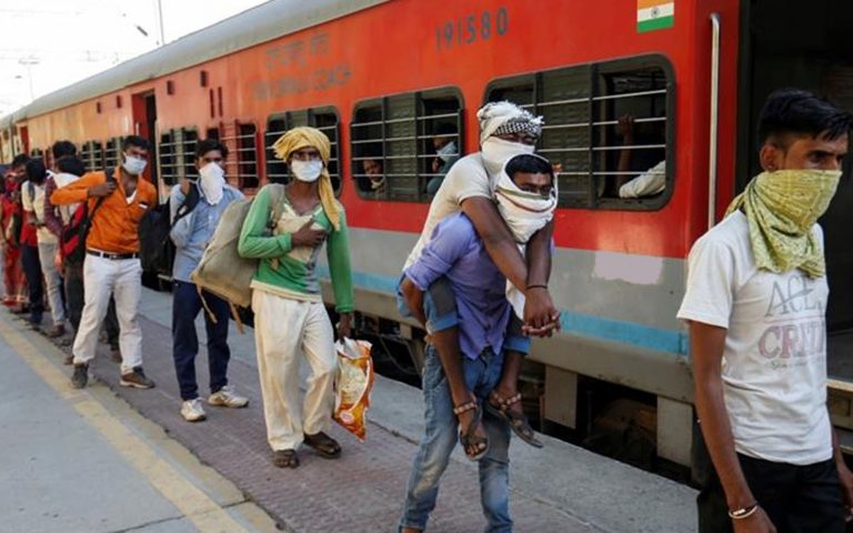 ಜೀತದಾಳು, ರೈಲು ಸೇವೆ , Rail service, yadiyurappa, migrant workers, ವಲಸೆ ಕಾಮಿ೯ಕ, migrant workers