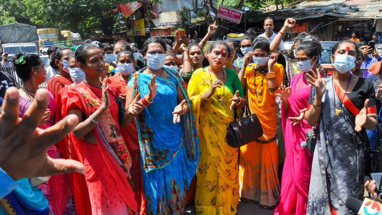 ‘She Man’: ನೋಯ್ಡಾ ಮೆಟ್ರೋ ಸ್ಟೇಷನ್ ಹೆಸರಿಗೆ ಟ್ರಾನ್ಸ್‌ಜೆಂಡರ್ ಸಮುದಾಯದ ವಿರೋಧ