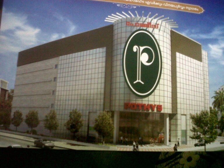 ತಿರುವನಂತಪುರ: ಸಾಮಾಜಿಕ ಅಂತರ ಕಾಪಾಡದ ಪೋಥಿಸ್ ಪರವಾನಗಿ ರದ್ದು!