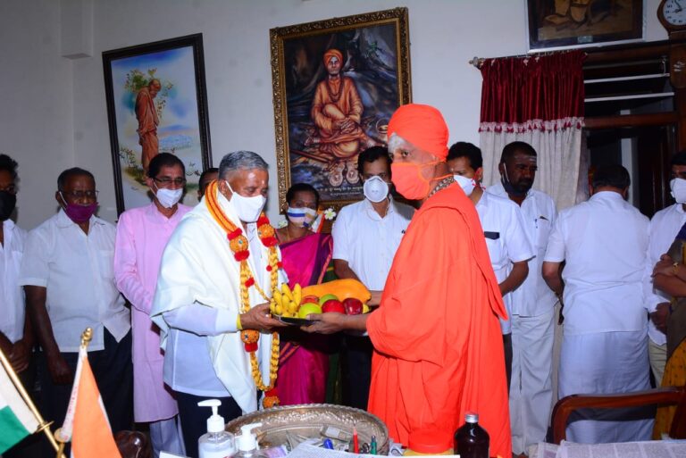 ಎಲ್ಲಾ ಅವ್ರೆ ಸ್ವಾಮಿ, ಗಿಜಿಗಿಜಿ ಅಂತಾರೆ – ಕೊರೊನಾ ರೋಗಿಗಳ ಕುರಿತು ಸಚಿವ ಸೋಮಣ್ಣ ವಿವಾದಾತ್ಮಕ ಹೇಳಿಕೆ