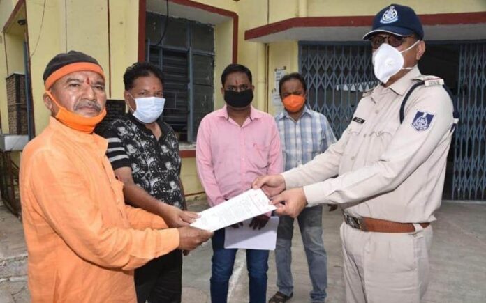 'ಆರ್‌ಎಸ್‌ಎಸ್ ಕಾರ್ಯಕರ್ತರು ಹಂದಿಗಳು' ಎಂದು ಪೋಸ್ಟ್ ಹಾಕಿದ್ದ ವಿದ್ಯಾರ್ಥಿಯ ಬಂಧನ