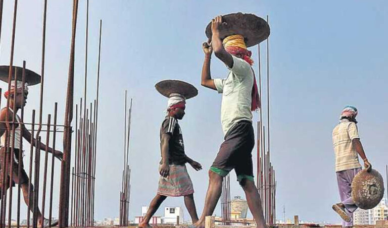 ಭಾರತದ ದುಡಿಯುವ ವರ್ಗವನ್ನು ಬಿಜೆಪಿ ಹೇಗೆ ನೋಡುತ್ತಿದೆ? – ಸಂಜಯ್ ಸಿಂಘ್ವಿ
