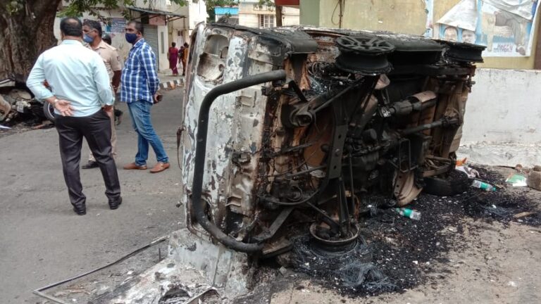 ಡಿ.ಜೆ. ಹಳ್ಳಿ ಗಲಭೆ: ಹಿಂಸೆಗಿಳಿದವರು ಕೂಡಾ ಮಾಡಿದ್ದು ಪ್ರವಾದಿ ನಿಂದನೆಯೇ ಎಂದ ಮುಸ್ಲಿಂ ಸಂಘಟನೆಗಳು