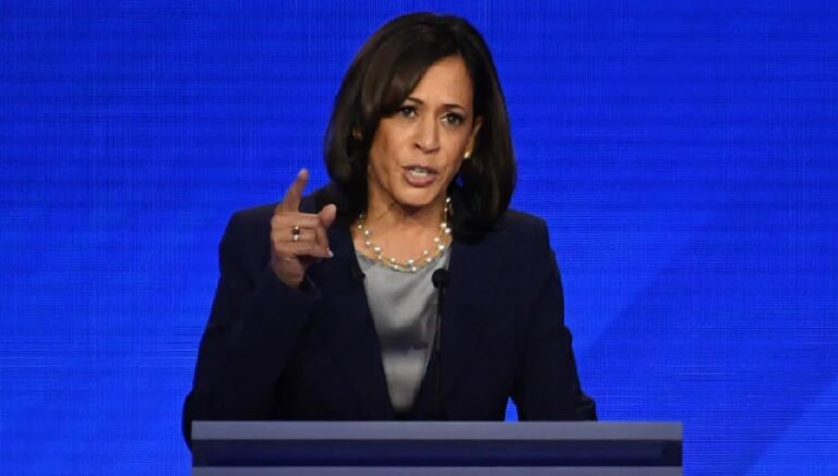 ಜನಾಗೀಯ ದಾಳಿ ಹಿಮ್ಮೆಟ್ಟಿಸಿ ನಾನು ಹೋರಾಟಕ್ಕೆ ಸಿದ್ದಳಾಗಿದ್ದೇನೆ: ಕಮಲಾ