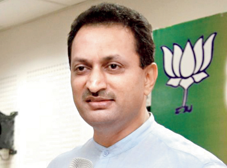 ಬಿಎಸ್‌ಎನ್‌ಎಲ್‌ನಲ್ಲಿ ದೇಶದ್ರೋಹಿಗಳಿದ್ದಾರೆ: ಅನಂತ್‌ ಕುಮಾರ್ ಹೆಗಡೆ ಹೇಳಿಕೆಗೆ ತೀವ್ರ ವಿರೋಧ