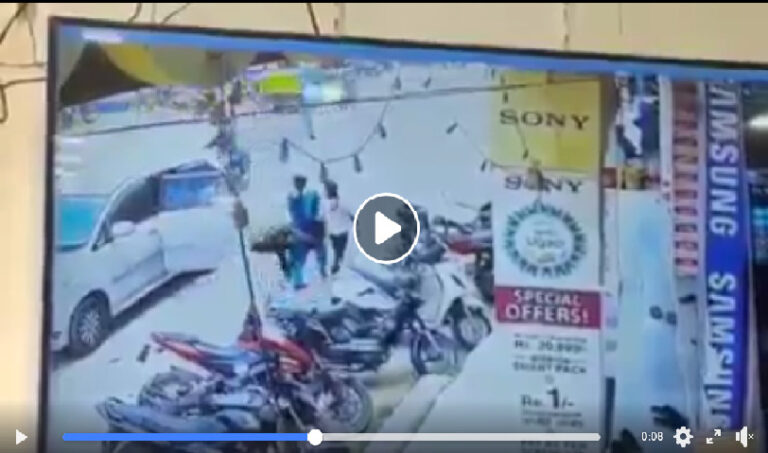 ಹಾಡಹಗಲೇ ನಡೆದ ಯುವತಿಯ ಅಪಹರಣದ ವೀಡಿಯೋ ವೈರಲ್; ಇದು ಉತ್ತರಪ್ರದೇಶದ್ದೇ?