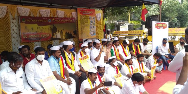 ರಾಜ್ಯದ ಪಾಲಿನ ಹಣ ಕೊಡದಿದ್ದರೆ ನಾವು ತೆರಿಗೆ ಕಟ್ಟುವುದಿಲ್ಲ: ಕನ್ನಡಿಗರ ಆಕ್ರೋಶ