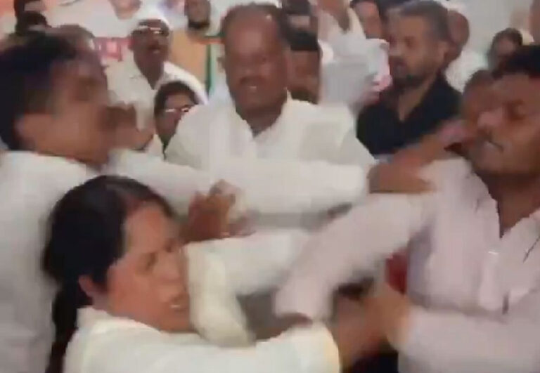 ಟಿಕೆಟ್ ವಿಚಾರ: ಕಾಂಗ್ರೆಸ್ ನಾಯಕಿ ಮೇಲೆ ಪಕ್ಷದ ಕಾರ್ಯಕರ್ತರಿಂದಲೇ ಹಲ್ಲೆ