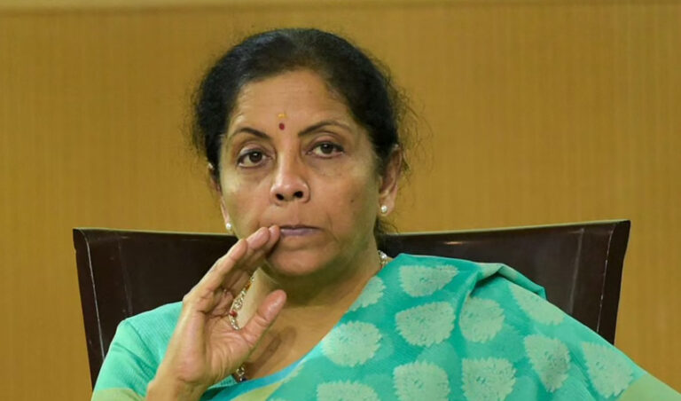 ‘ಡಿಜಿಟಲ್ ಕುದುರೆಯ ಮೇಲೆ ಕನಸಿನ ಪ್ರವಾಸ’ ಬಜೆಟ್ ಟೀಕಿಸಿದ ಶಿವಸೇನೆ