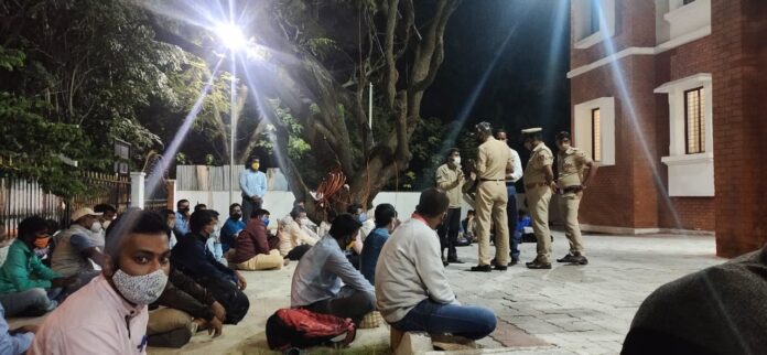 ಪ್ರಾಧ್ಯಾಪಕರು