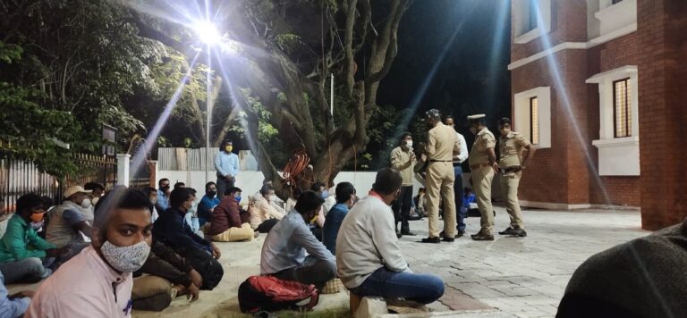 ಪ್ರಾಧ್ಯಾಪಕರು