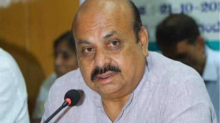 ರಾಜ್ಯದಲ್ಲಿ ’ಓಮಿಕ್ರಾನ್’ ಆತಂಕ: ಗಡಿ ಜಿಲ್ಲೆಗಳಲ್ಲಿ ಸೋಂಕು ನಿಯಂತ್ರಣಕ್ಕೆ ಕಟ್ಟೆಚ್ಚರ- ಸಿಎಂ