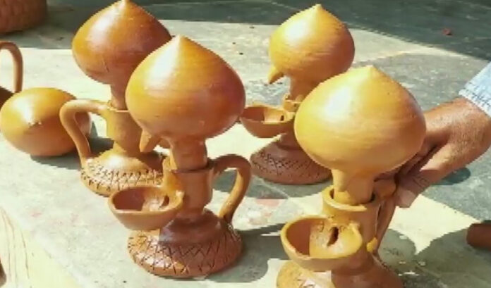 ದೀಪಾವಳಿ: 24 ಗಂಟೆ ಸತತವಾಗಿ ಬೆಳಗಬಲ್ಲ’ಮ್ಯಾಜಿಕ್ ಲ್ಯಾಂಪ್ಸ್’ಗೆ ಭಾರಿ ಬೇಡಿಕೆ!