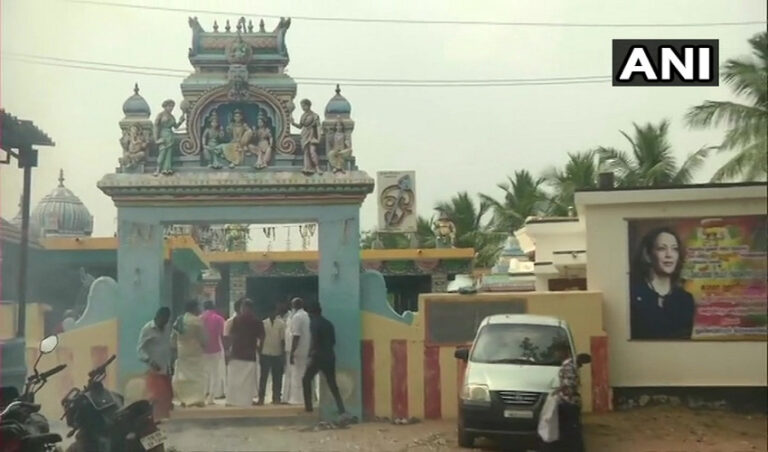 ಅಮೆರಿಕ ಚುನಾವಣೆ: ಕಮಲಾ ಹ್ಯಾರಿಸ್ ಗೆಲುವಿಗಾಗಿ ತಮಿಳುನಾಡಲ್ಲಿ ವಿಶೇಷ ಪೂಜೆ!