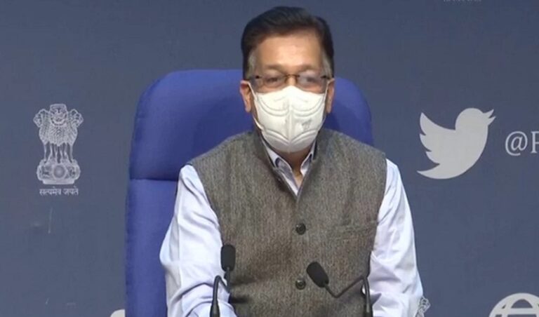 ಇಡೀ ದೇಶಕ್ಕೆ ಲಸಿಕೆ ಹಾಕುವ ಬಗ್ಗೆ ಸರ್ಕಾರ ಎಂದೂ ಮಾತನಾಡಿಲ್ಲ: ಆರೋಗ್ಯ ಕಾರ್ಯದರ್ಶಿ ಭೂಷಣ್