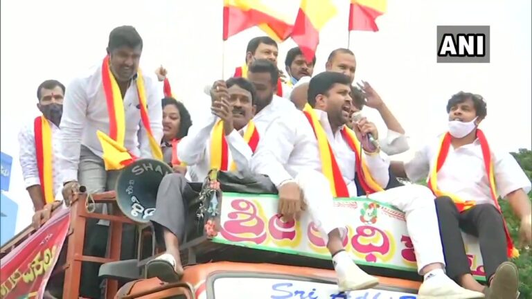 ಕರ್ನಾಟಕ ಬಂದ್ ಆರಂಭ: ಟಿ.ಎ ನಾರಾಯಣಗೌಡ ಸೇರಿ ನೂರಾರು ಕನ್ನಡಪರ ಹೋರಾಟಗಾರರ ಬಂಧನ