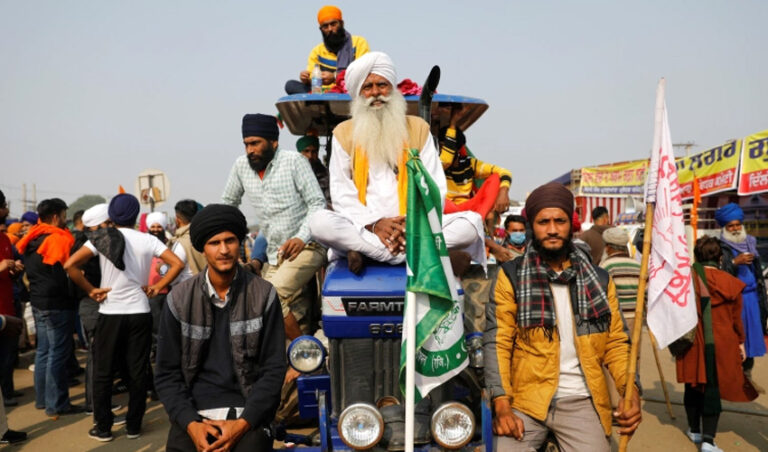 ದೆಹಲಿ ರೈತ ಹೋರಾಟಕ್ಕೆ ನಿವೃತ್ತ IAS, IPS ಸೇರಿದಂತೆ 78 ಮಾಜಿ ಅಧಿಕಾರಿಗಳ ಬೆಂಬಲ