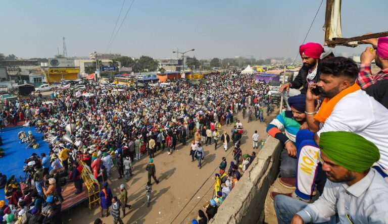 ಭಾರತ್ ಬಂದ್ ಯಶಸ್ವಿ: ದೇಶಾದ್ಯಂತದ ಹೋರಾಟದ ಚಿತ್ರಗಳು
