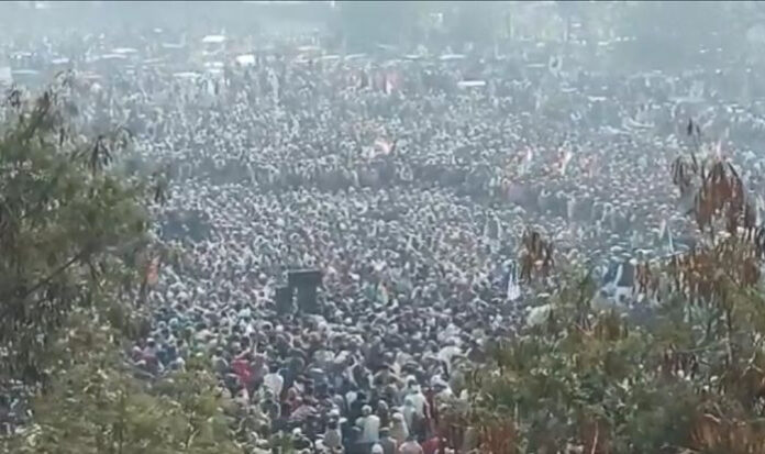 ಟಿಕಾಯತ್ ಮನವಿಗೆ ಭಾರೀ ಸ್ಪಂದನೆ: ಮುಜಫ್ಪರ್‌ ನಗರದಲ್ಲಿ ಉತ್ತರಪ್ರದೇಶದ ಸಾವಿರಾರು ರೈತರು