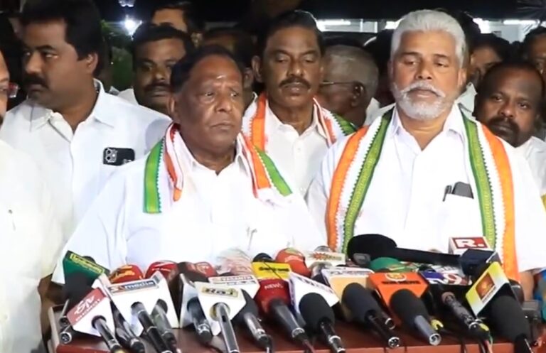 ಪುದುಚೇರಿ ಕಾಂಗ್ರೆಸ್ ಸರ್ಕಾರ ಪತನ - ಮುಖ್ಯಮಂತ್ರಿ ರಾಜೀನಾಮೆ