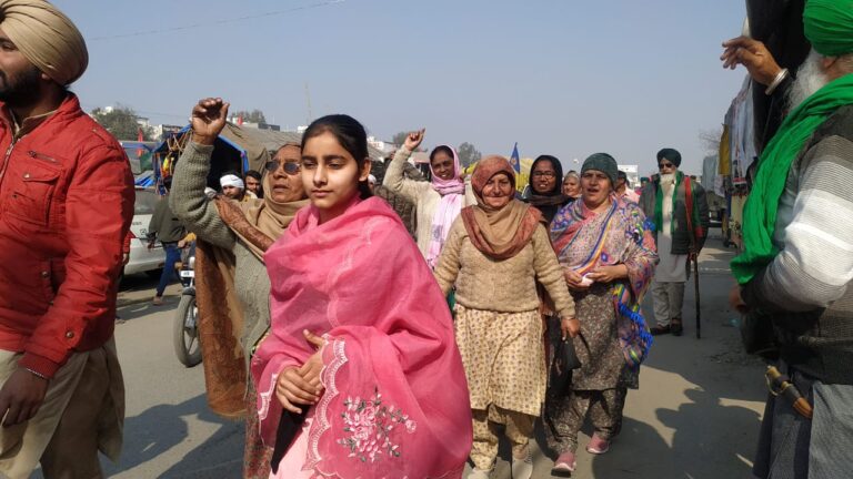ರೈತ ಹೋರಾಟ: ಸಿಂಘು ಗಡಿಯಲ್ಲೀಗ ರೈತಾಪಿ ಮಹಿಳೆಯರ ದಂಡು