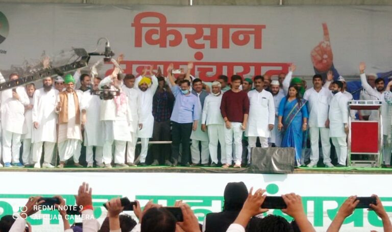 ರೈತರು ದೇಶದ್ರೋಹಿಗಳಲ್ಲ, ಕೆಂಪು ಕೋಟೆ ಘರ್ಷಣೆಗೆ ಕೇಂದ್ರದ ಪಿತೂರಿಯೇ ಕಾರಣ: ಕೇಜ್ರಿವಾಲ್