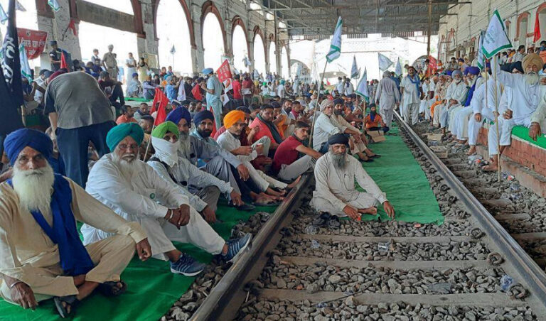 ಪ್ರಶ್ನೆ ಪತ್ರಿಕೆಯಲ್ಲಿ ರೈತ ಹೋರಾಟಗಾರರನ್ನು ‘ಕಿಡಿಗೇಡಿಗರು’ ಎಂದು ಉಲ್ಲೇಖಿಸಿದ ಚೆನ್ನೈನ CBSE ಶಾಲೆ!