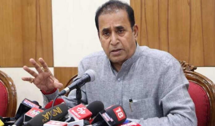 ಪ್ರಮಾಣಪತ್ರವಿಲ್ಲದೆ ಕೊರೊನಿಲ್ ಮಾರಾಟಕ್ಕೆ ಅವಕಾಶವಿಲ್ಲ: ಮಹಾರಾಷ್ಟ್ರ ಗೃಹ ಸಚಿವರು