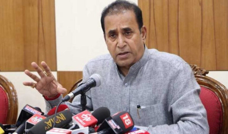 ಪ್ರಮಾಣಪತ್ರವಿಲ್ಲದೆ ಕೊರೊನಿಲ್ ಮಾರಾಟಕ್ಕೆ ಅವಕಾಶವಿಲ್ಲ: ಮಹಾರಾಷ್ಟ್ರ ಗೃಹ ಸಚಿವರು