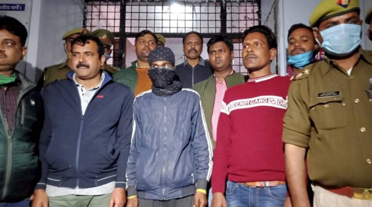 ಉನ್ನಾವೊ ದಲಿತ ಬಾಲಕಿಯರ ಸಾವು: ಪ್ರೀತಿ ನಿರಾಕರಿಸಿದ್ದಕ್ಕೆ ವಿಷಪ್ರಾಶನ ಮಾಡಿದವನ ಬಂಧನ