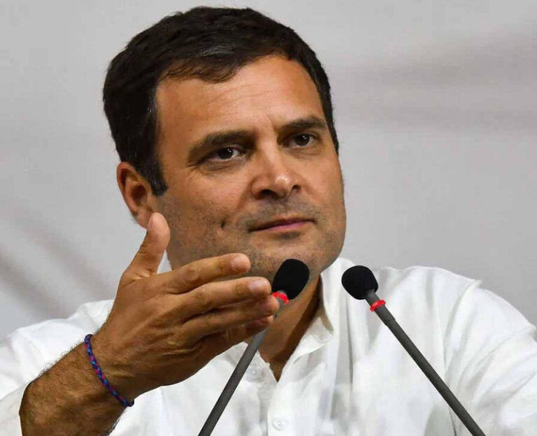 ಚುನಾವಣೆ ಹಿನ್ನೆಲೆ: ತೈಲ ಬೆಲೆ 18 ಪೈಸೆ ಇಳಿಸಿದ ಕೇಂದ್ರ - ಇಷ್ಟು ಹಣವನ್ನು ಏನು ಮಾಡುತ್ತೀರಿ ಎಂದ ರಾಹುಲ್