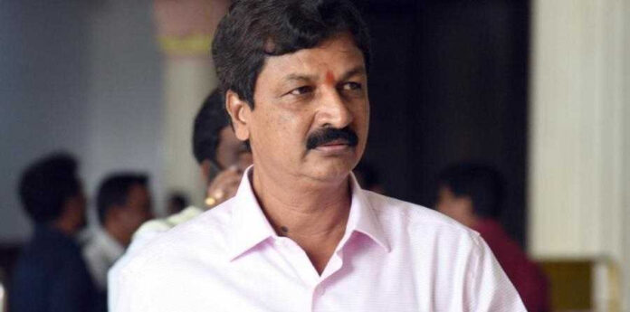 ಸಿಡಿ ಪ್ರಕರಣ: ಯುವತಿಯಿಂದಲೇ ವಿಡಿಯೋ ಹೇಳಿಕೆ ಬಿಡುಗಡೆ - ರಕ್ಷಣೆಗೆ ಗೃಹ ಸಚಿವರಿಗೆ ಮನವಿ