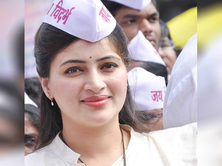 ಶಿವಸೇನಾ ಸಂಸದನಿಂದ ಬೆದರಿಕೆ, ಆಸಿಡ್ ದಾಳಿ ಎಚ್ಚರಿಕೆ: ಸಂಸದೆ ನವನೀತ್ ಕೌರ್ ರಾಣಾ ಆರೋಪ