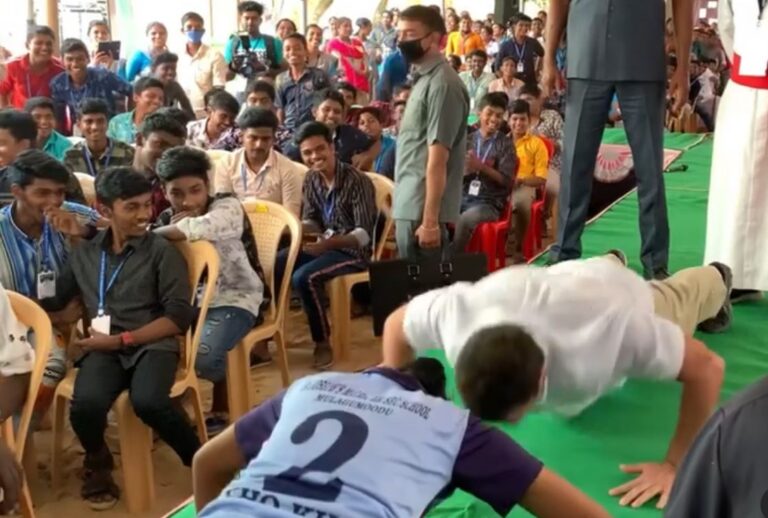 ರಾಹುಲ್ ಗಾಂಧಿ ಅವಿವಾಹಿತ, ಎಚ್ಚರಿಕೆಯಿಂದಿರಿ: ಮಾಜಿ ಸಂಸದನ ಹೇಳಿಕೆಗೆ ಭಾರಿ ವಿರೋಧ