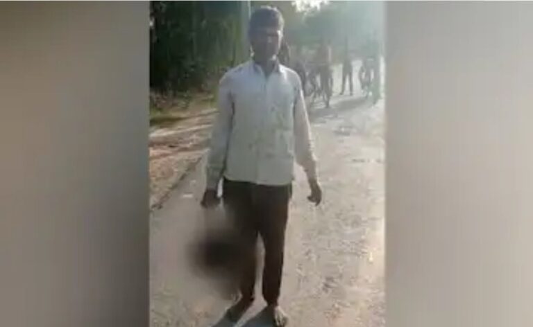 ಪ್ರಪಾತಕ್ಕಿಳಿದ ಉತ್ತರ ಪ್ರದೇಶ ಪರಿಸ್ಥಿತಿ: ಮಗಳ ತಲೆ ಕಡಿದು ರಸ್ತೆಯಲ್ಲಿ ಪ್ರದರ್ಶಿಸಿದ ಕ್ರೂರ ತಂದೆ