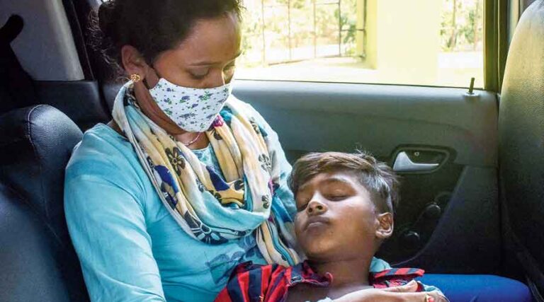 ‘ಜೈಶ್ರೀರಾಮ್’ ಹೇಳದೇ ಇದ್ದುದಕ್ಕೆ 10 ವರ್ಷದ ಬಾಲಕನನ್ನು ತೀವ್ರವಾಗಿ ಥಳಿಸಿದ ಬಿಜೆಪಿ ಕಾರ್ಯಕರ್ತ!